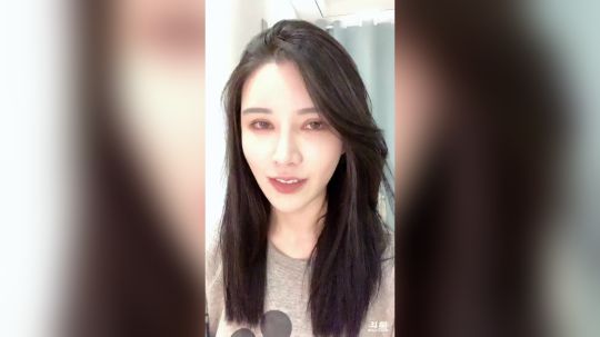 悉悉好美我爱了发布了一个斗鱼视频2020-02-19