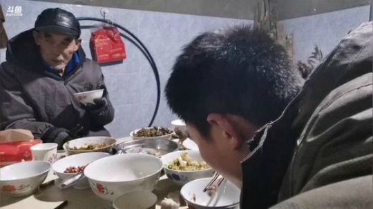 山顶造基地！！！ 2020-02-19 20点场