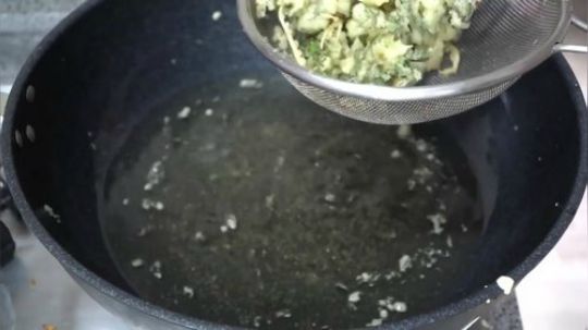 [兴森一家]（中字）荠菜包子、荠菜馅饼是真香啊！