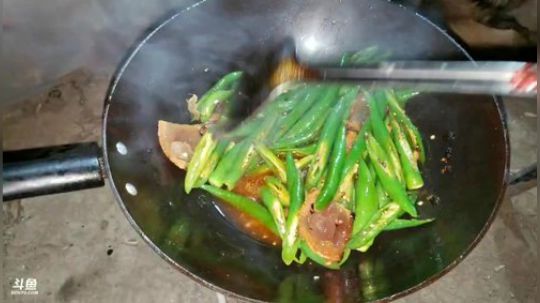 科头溜子发布了一个斗鱼视频2020-02-23