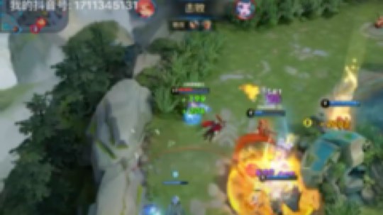 小貂貂，极限走位丝血1秀3～