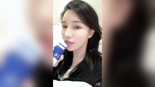 悉悉好美我爱了发布了一个斗鱼视频2020-03-01