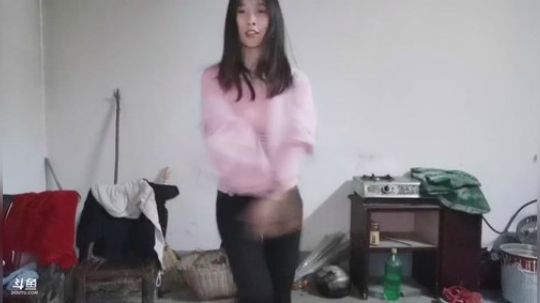 肖淑洁生命中的光和盐发布了一个斗鱼视频2020-03-03