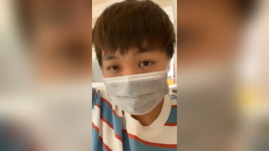 男同胞们你们的头发有多长了...