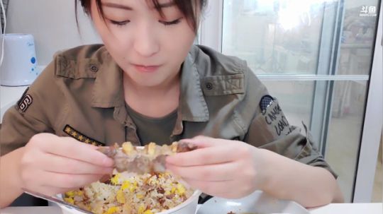 HHHISHHH发布了一个斗鱼视频2020-03-08