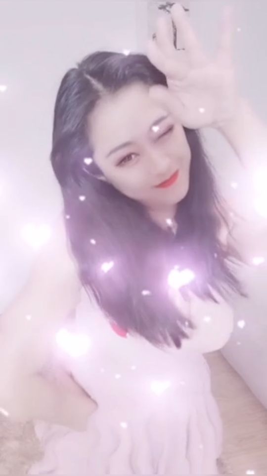 黛曦小可爱，关注下下啦！