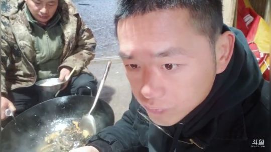 《鉴星金牌主播争霸赛》337852 2020-03-09 17点场