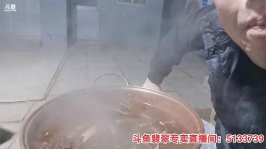 我在斗鱼看无尽无尽的无尽直播美食