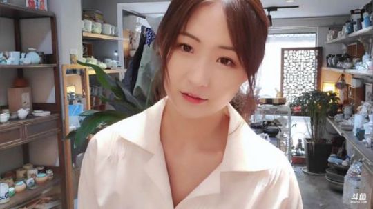 HHHISHHH发布了一个斗鱼视频2020-03-19