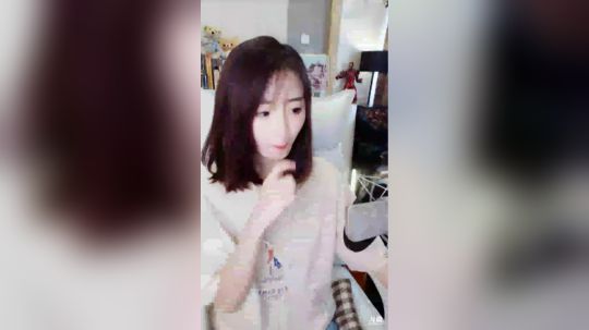 登月团丶离去发布了一个斗鱼视频2020-03-22