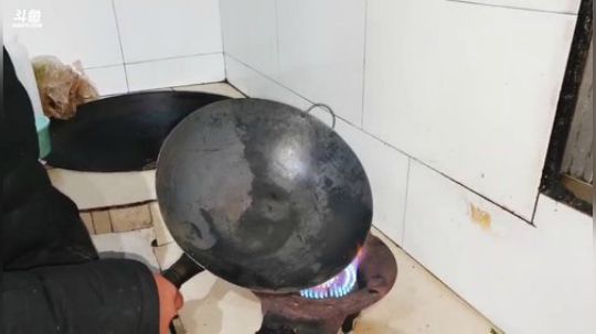 不花一分钱寻找一顿美食。 2020-03-27 18点场