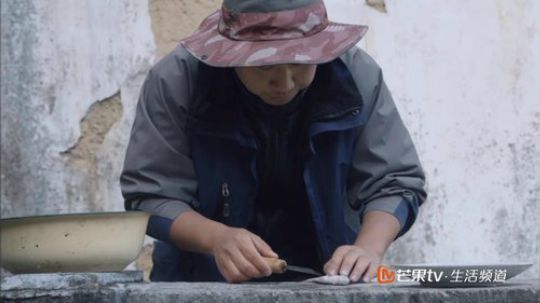 August丶21th发布了一个斗鱼视频2020-03-27