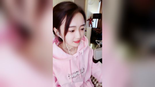 登月团丶离去发布了一个斗鱼视频2020-03-28