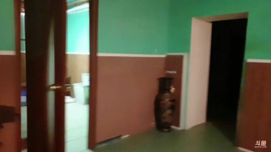 直播间美女和妹子们交心吐槽大会。 2020-03-28 04点场