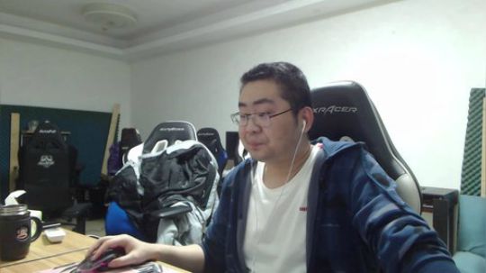 格莱美发布了一个斗鱼视频2020-03-29