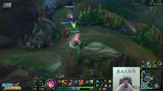 我在斗鱼看东北大鹌鹑直播英雄联盟