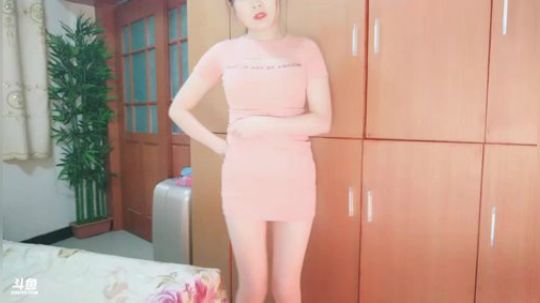 我在斗鱼看KDL丶美总管直播户外