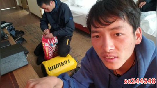 《纪实直播》理塘到拉萨24天丽江古城 2020-04-02 12点场