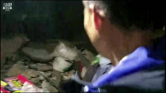 纪实直播26天登顶哈巴雪山10点自习中 2020-04-05 05点场