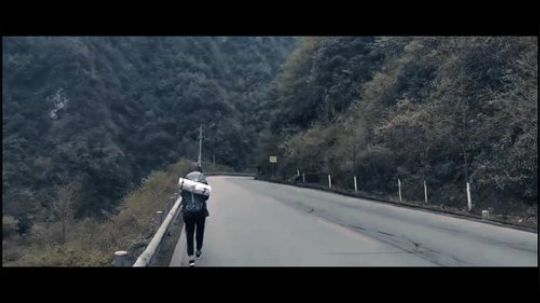 趁年轻，出发吧。