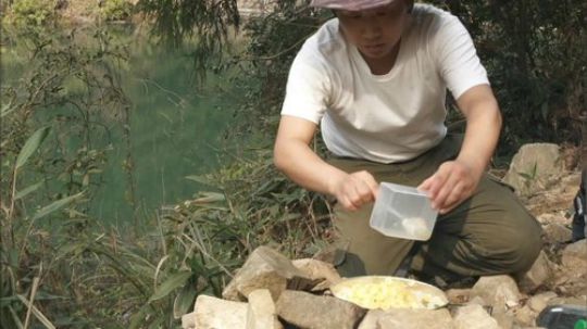 哆啦爱梦梦发布了一个斗鱼视频2020-04-08