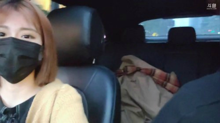 Smlia丶卡布奇诺发布了一个斗鱼视频2020-04-14