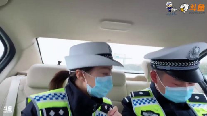 护航湖北首例新冠肺炎晚期患者活体肺移植 2020-04-20 17点场