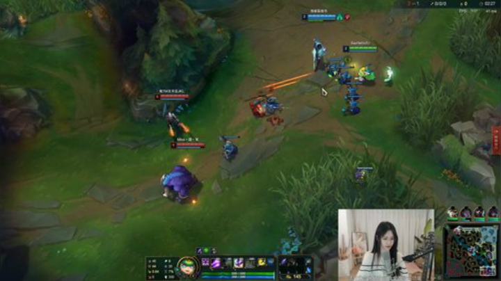 旧欢若梦灬发布了一个斗鱼视频2020-04-20