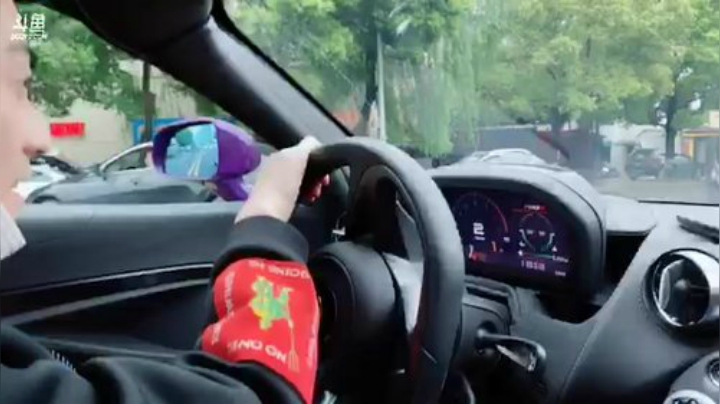 魔教令狐冲QAQ发布了一个斗鱼视频2020-04-21