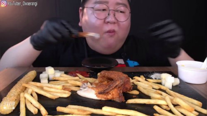 哆啦爱梦梦发布了一个斗鱼视频2020-04-22