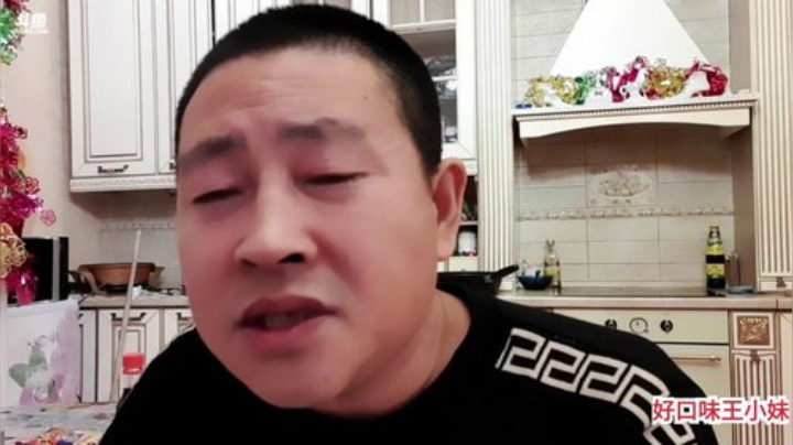 女团练舞。 2020-04-22 02点场