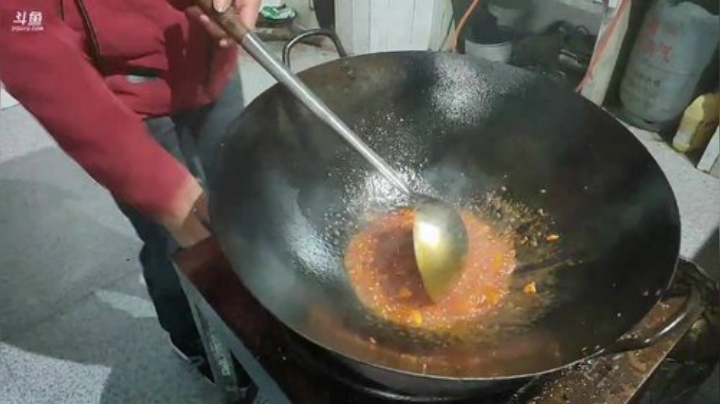 宵夜:5斤多大武昌鱼。 2020-04-21 22点场