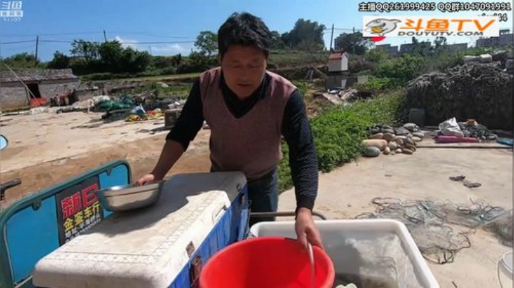 胖胖OB: 直播 阿水\左手\虎 2020-04-23 02点场