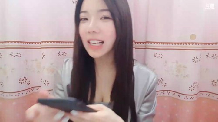 丽亚celiahunne：招募真爱 2020-04-26 14点场