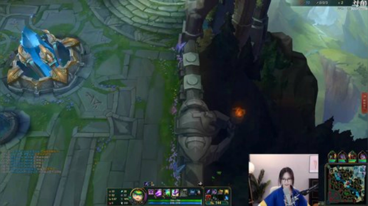 旧欢若梦灬发布了一个斗鱼视频2020-04-27