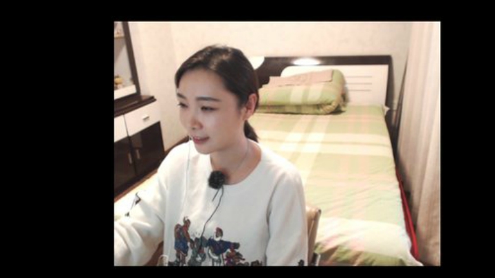 我在斗鱼看女流66直播主机其他游戏