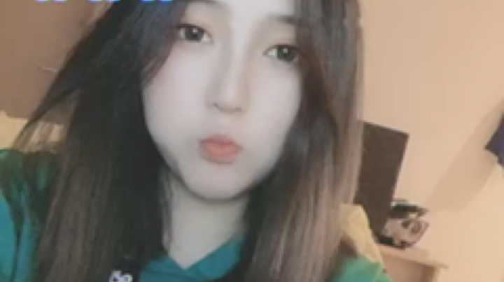 丘菜菜真不菜发布了一个斗鱼视频2020-05-02