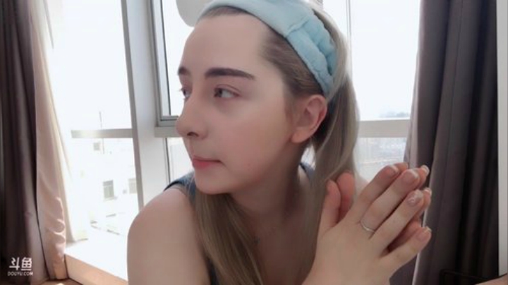 挑战plmm在南京一百元一天只能说俄罗斯 2020-04-29 12点场