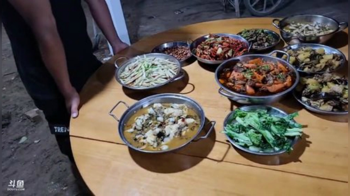 兄弟们！劳动节快乐 2020-05-01 18点场