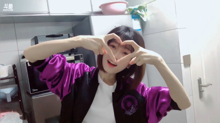 AMS的厨房 醒不过来的油泼面2