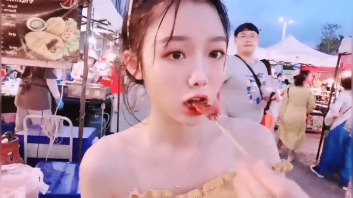 这个视频只适合深夜躲被窝偷偷看