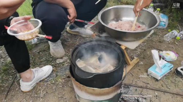 科头溜子发布了一个斗鱼视频2020-05-04