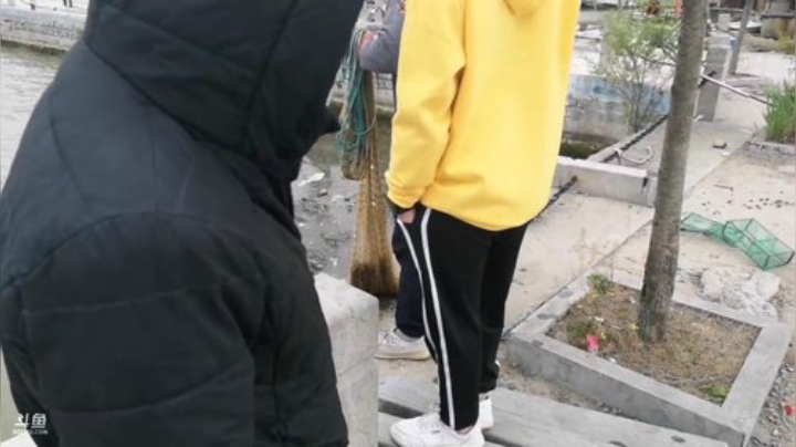科头溜子发布了一个斗鱼视频2020-05-05