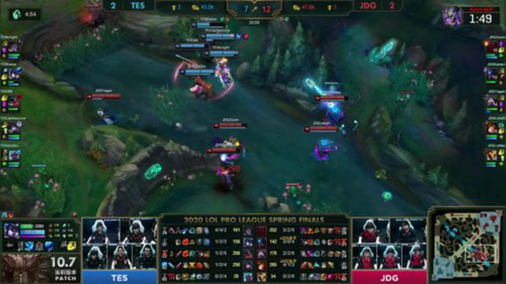 扬城执法官灬发布了一个斗鱼视频2020-05-05