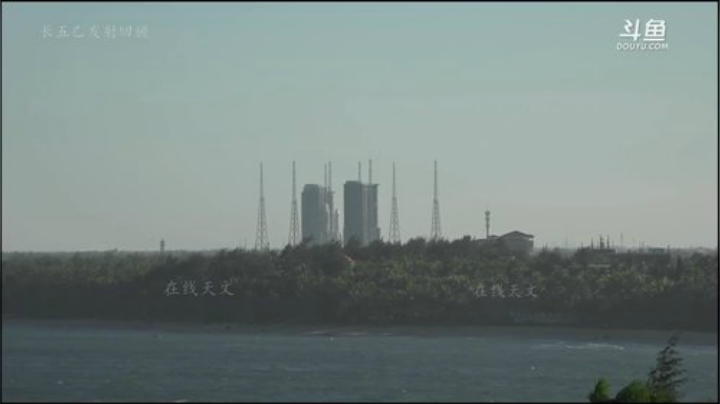 户外遛狗王飞哥发布了一个斗鱼视频2020-05-06