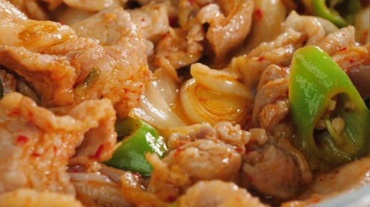 老丸子深夜一锅五花肉泡菜锅