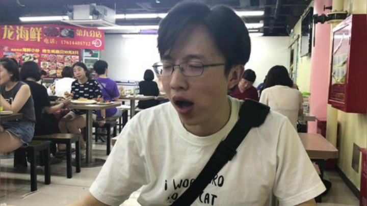 藏在停车场里的韩国烤肉，真正的行家才知道！