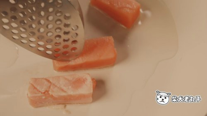 还原gakki做的三文鱼电锅饭【逃避虽可耻但有用】