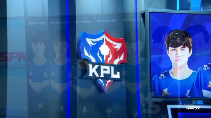 飞2般的感觉发布了一个斗鱼视频2020-05-10