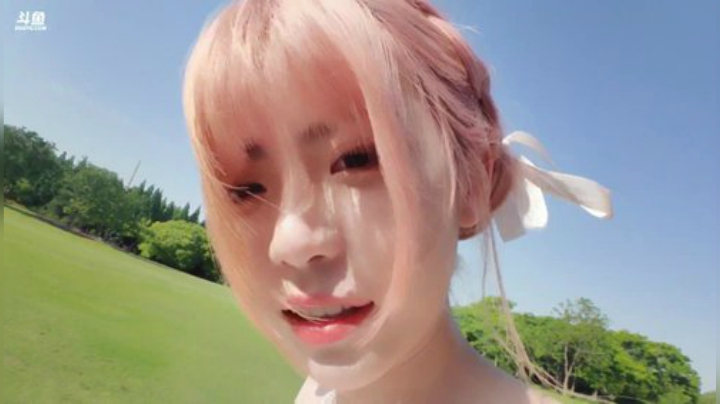 一条猪兒虫OvO发布了一个斗鱼视频2020-05-12